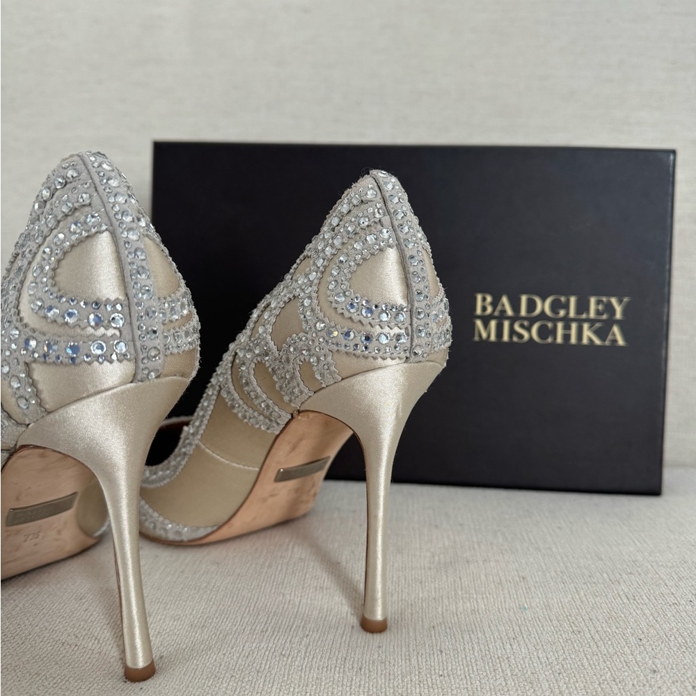 White satin and sparkle heels! - Picture 2 of 2